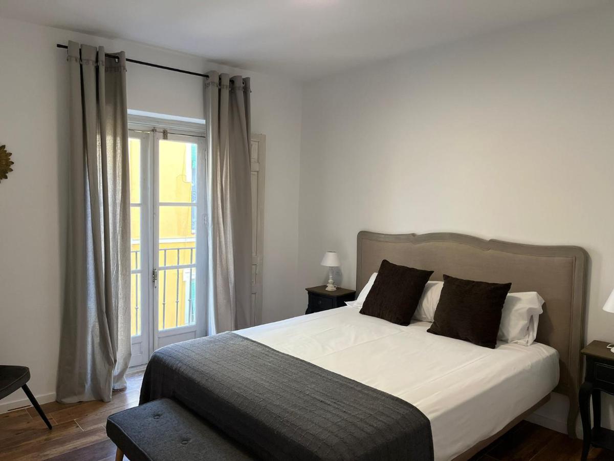セビリアTi2 Duplex Con Terraza Privada, 120 Metros De La Catedralアパートメント エクステリア 写真