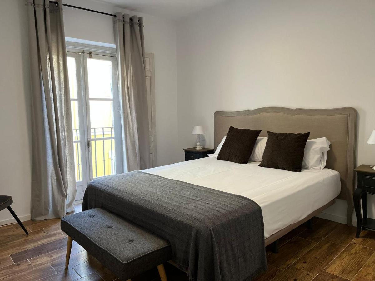 セビリアTi2 Duplex Con Terraza Privada, 120 Metros De La Catedralアパートメント エクステリア 写真